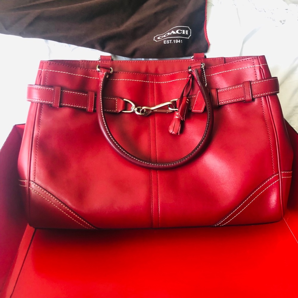 Vintage Coach large red leather bag perfect condition